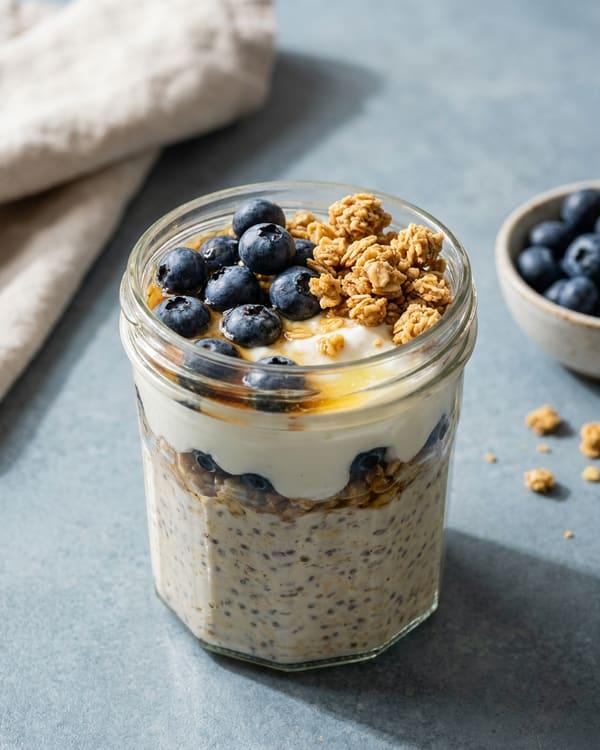 Blueberry Cheesecake overnight oats
