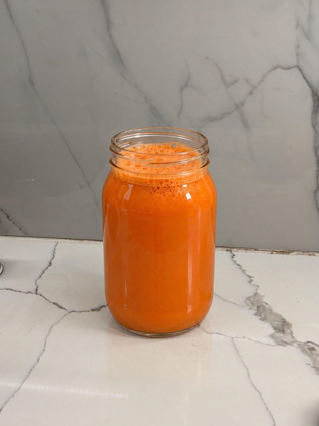 Jonny's Carrot Apple Ginger Juice