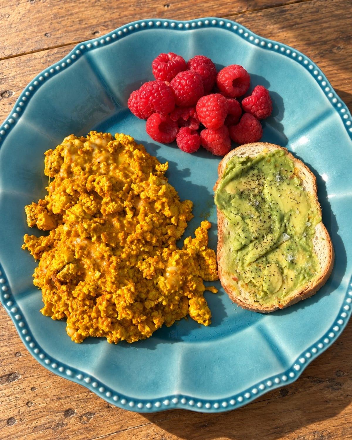 Easy Vegan Tofu Scramble